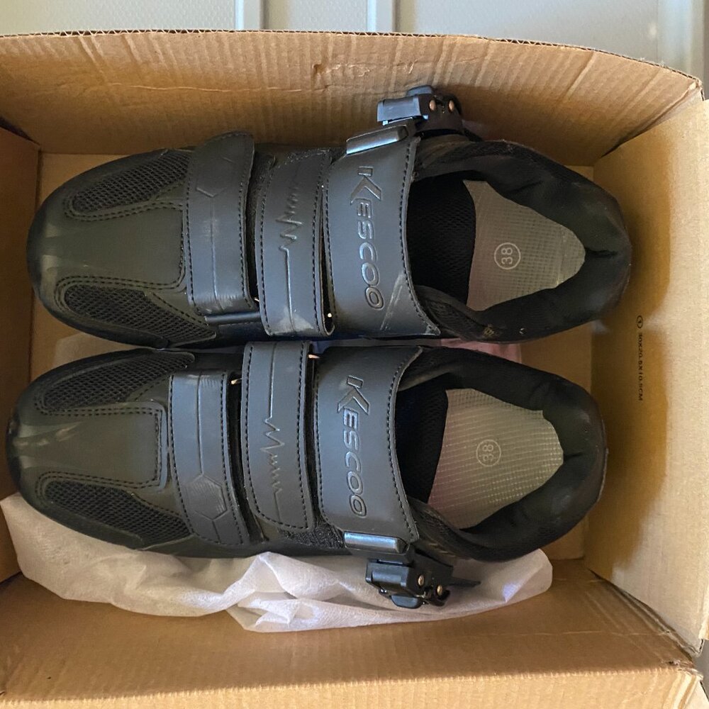 Gently used Kescoo Cycling Shoes Womens Size 7 - Picture 2 of 3